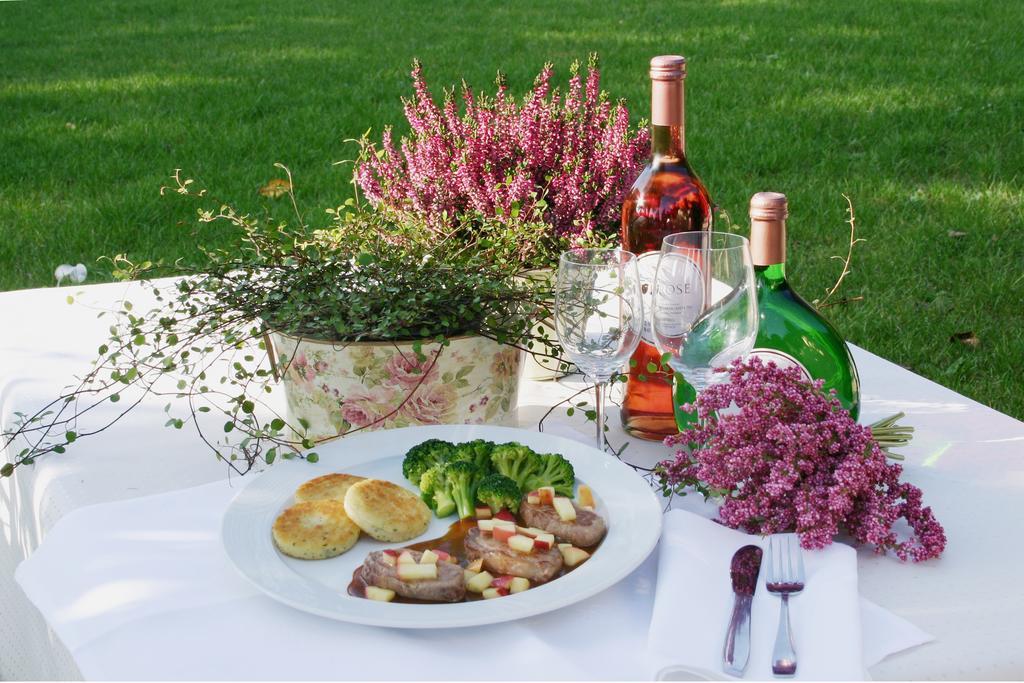 Weinhotel Rose Volkach Rom bilde