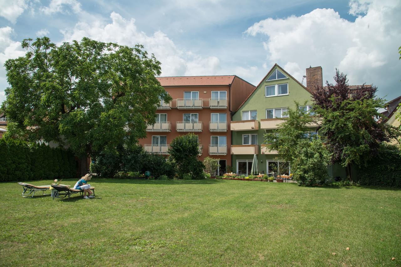 Weinhotel Rose Volkach Eksteriør bilde
