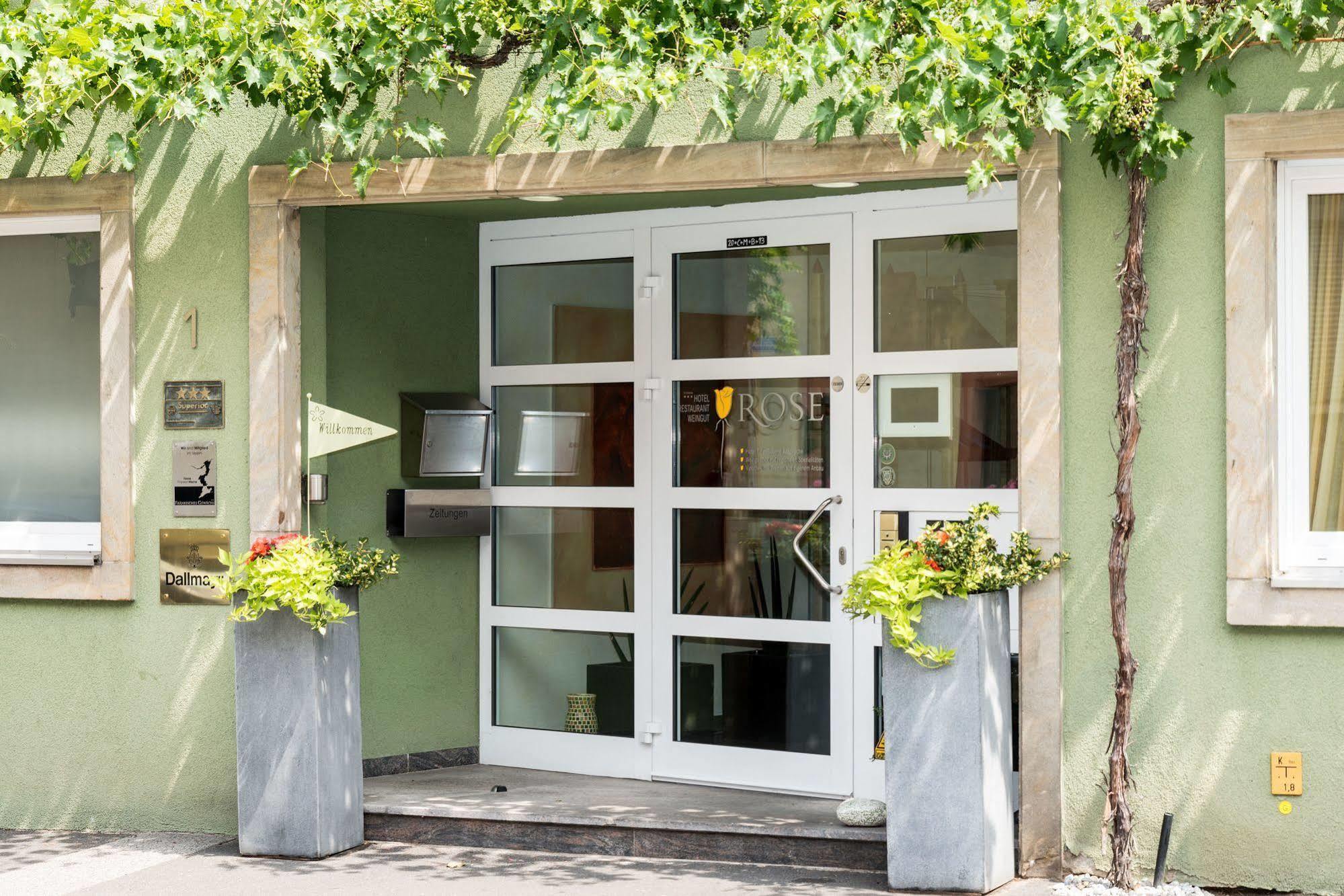 Weinhotel Rose Volkach Eksteriør bilde
